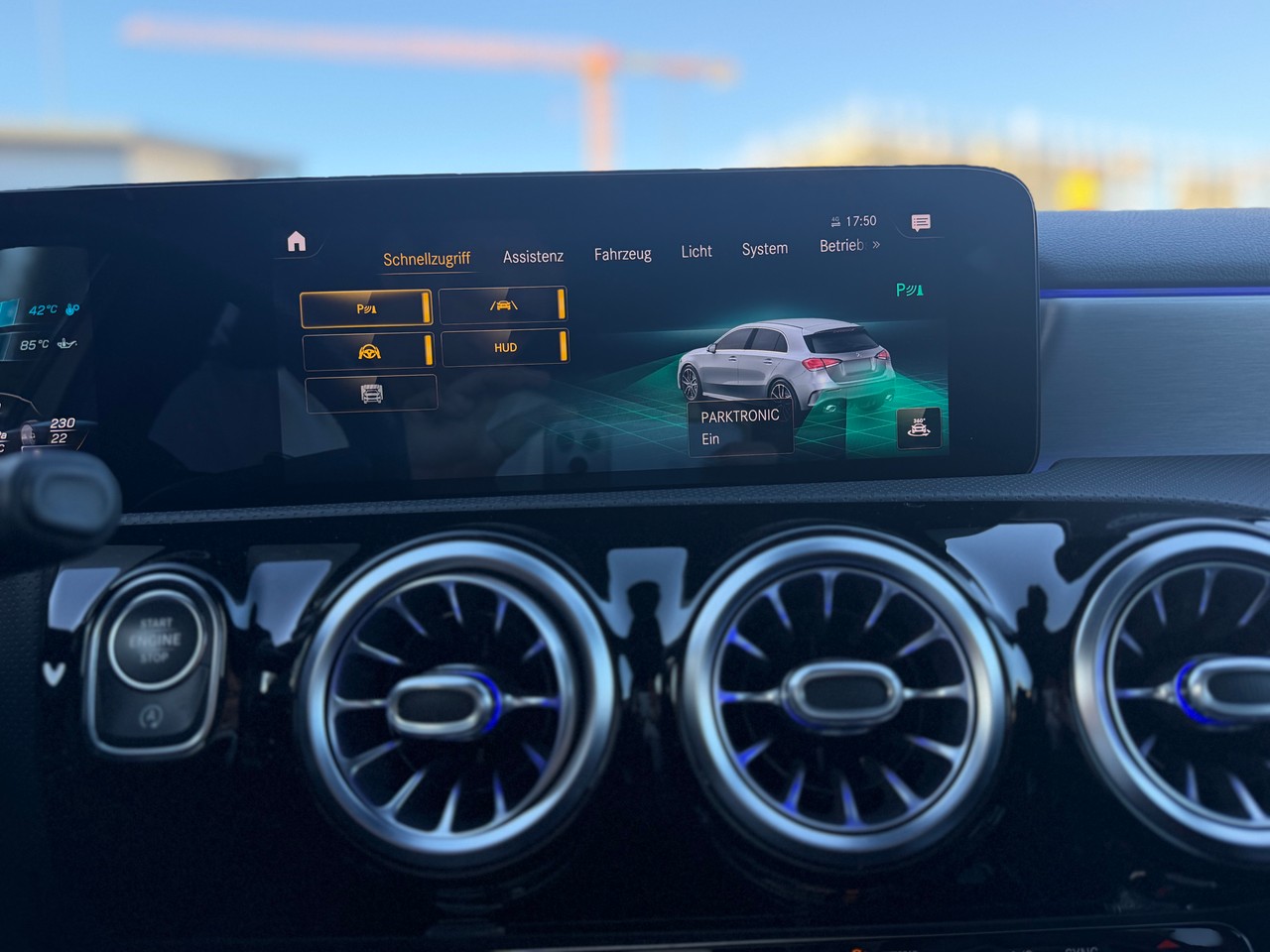 Mercedes-Benz A 35 AMG 4Matic Speedshift, Bild 24