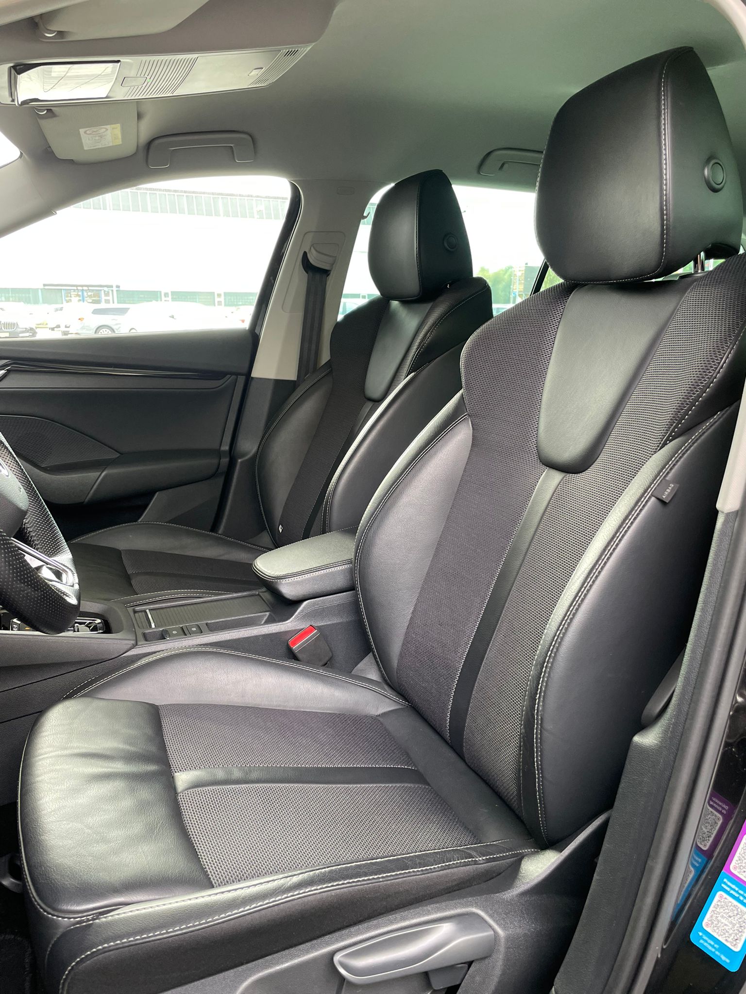 SKODA Octavia Combi 2.0 TDI Ambition 4×4 DSG-5