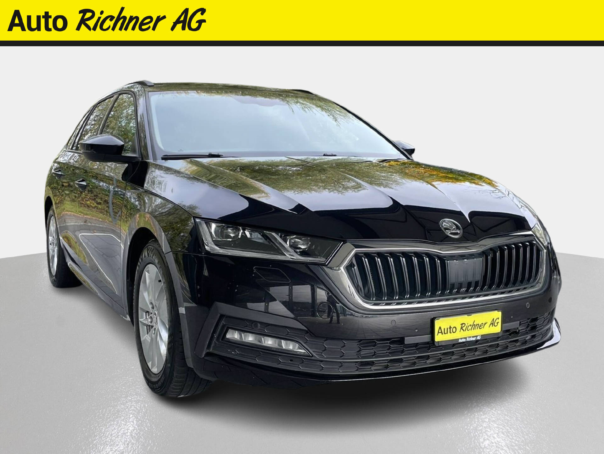 SKODA Octavia Combi 2.0 TDI Ambition 4×4 DSG-0