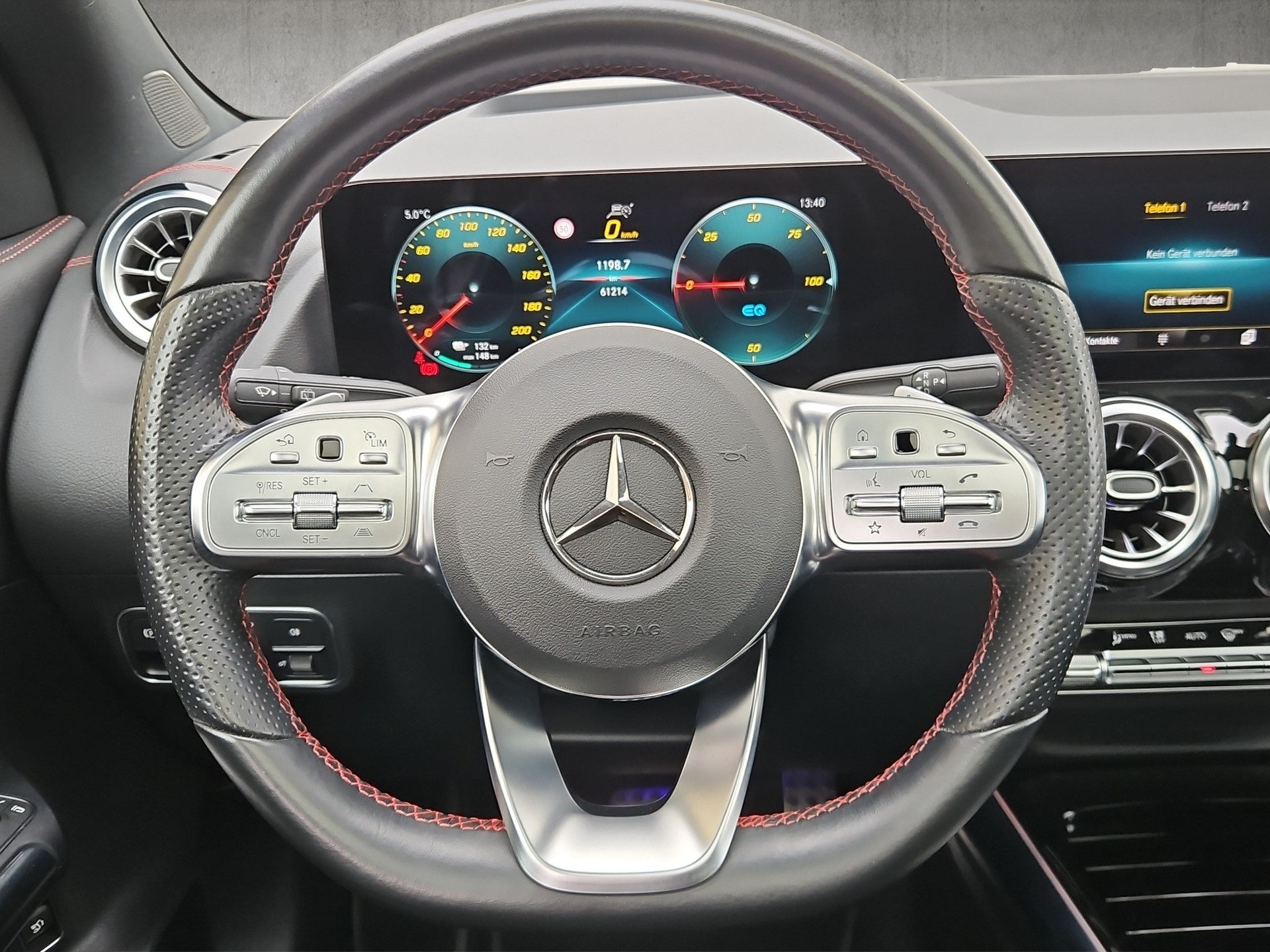 MERCEDES-BENZ EQA 300 AMG Line 4Matic - 14
