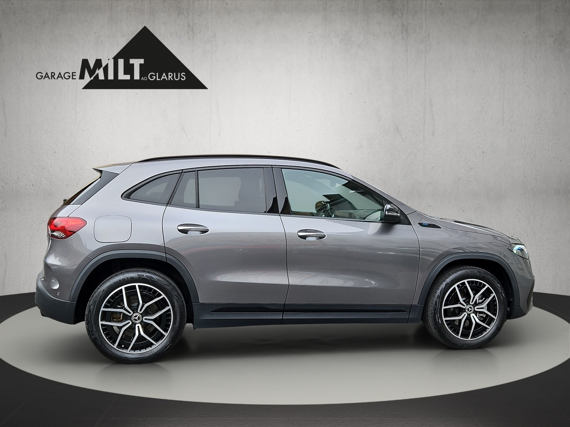 MERCEDES-BENZ EQA 300 AMG Line 4Matic - 7