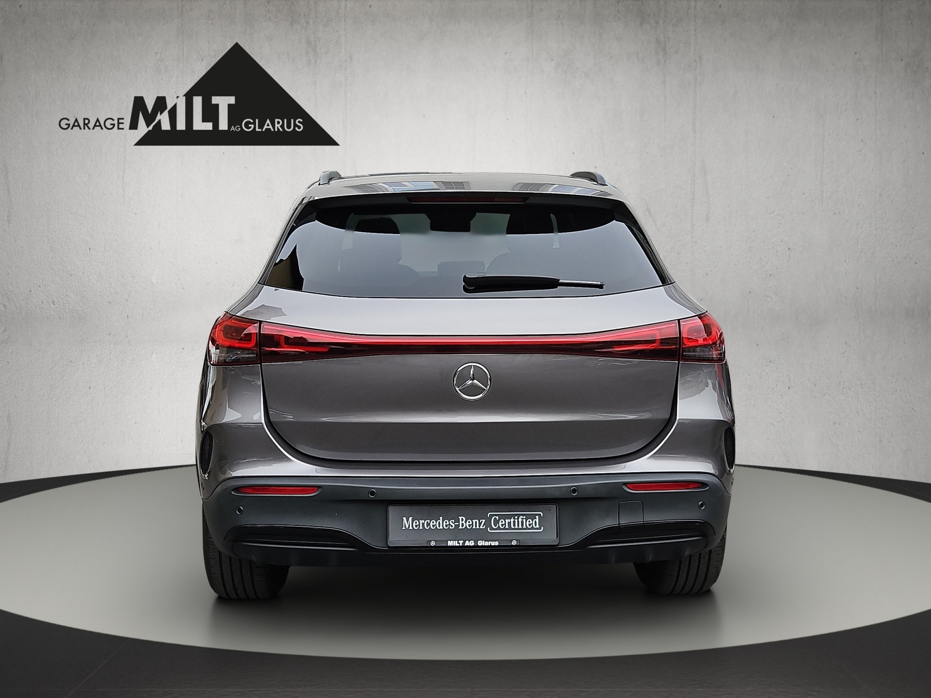 MERCEDES-BENZ EQA 300 AMG Line 4Matic - 5