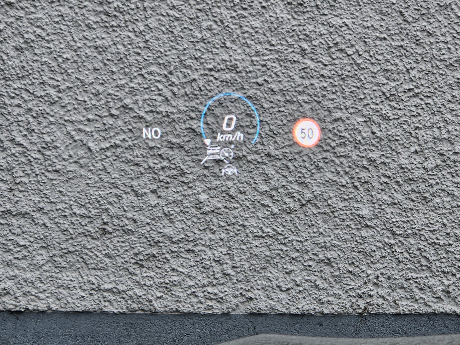 MERCEDES-BENZ EQA 300 AMG Line 4Matic - 17