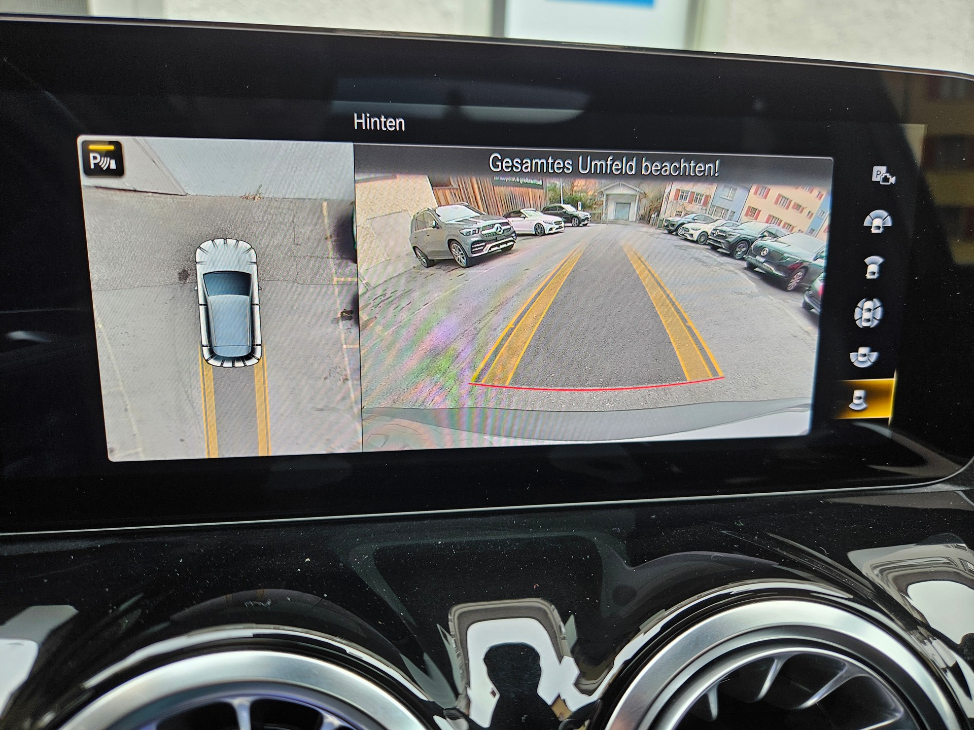 MERCEDES-BENZ EQA 300 AMG Line 4Matic - 16