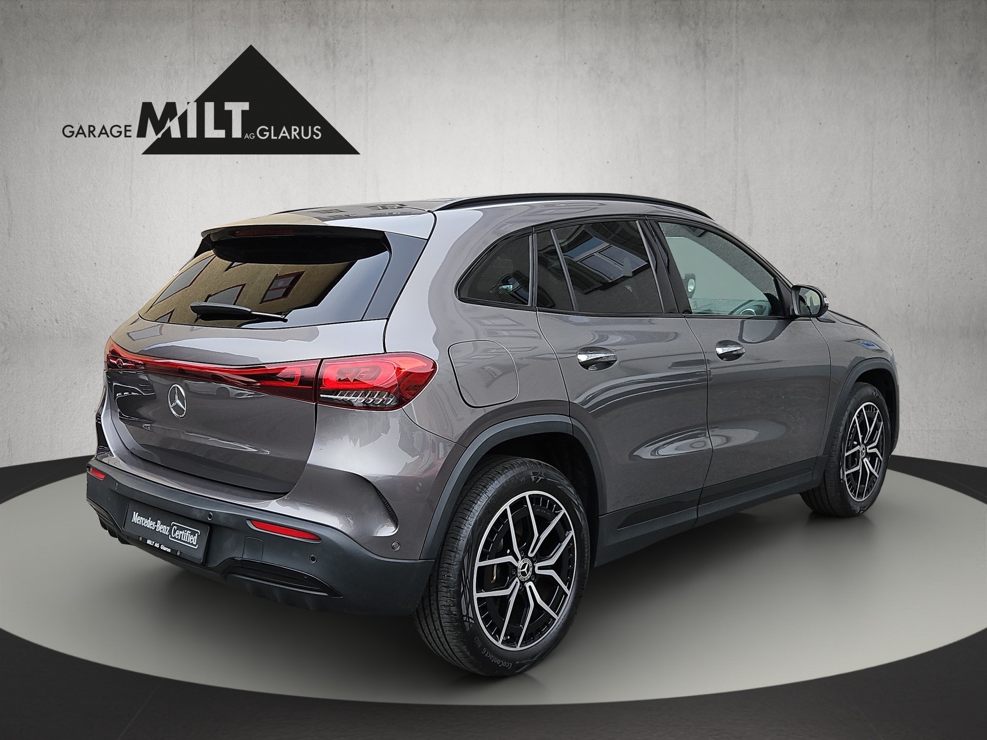 MERCEDES-BENZ EQA 300 AMG Line 4Matic - 6