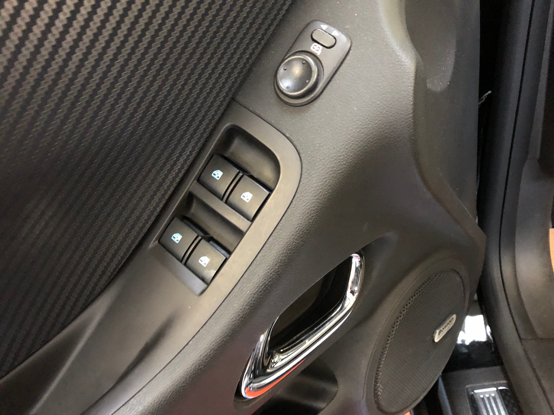 CHEVROLET 6.2-V8 SS Convertible Automatic - 27