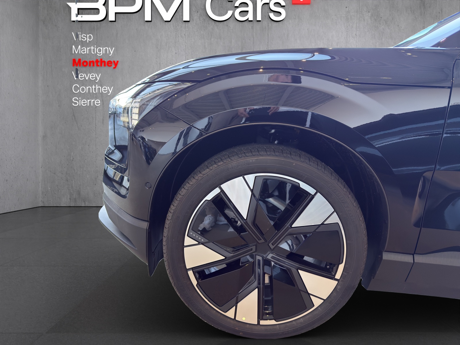 VOLVO EX30 E60 69kWh Single Motor Extended Range Ultra - 8