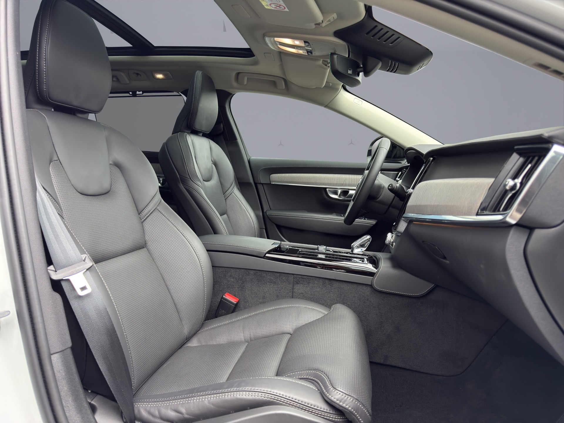 VOLVO V90 2.0 T8 TE Ultimate Dark eAWD - 16