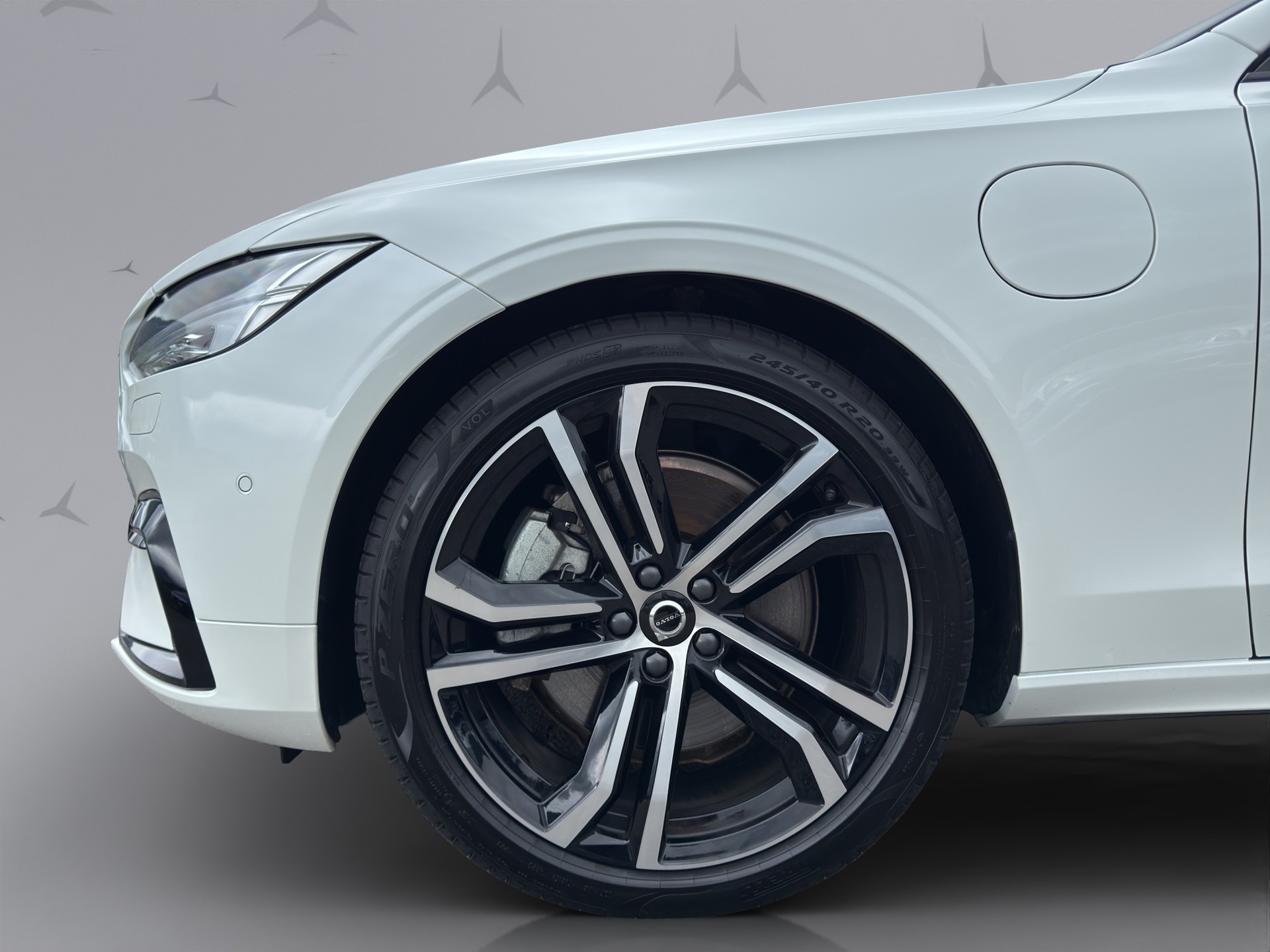 VOLVO V90 2.0 T8 TE Ultimate Dark eAWD - 20