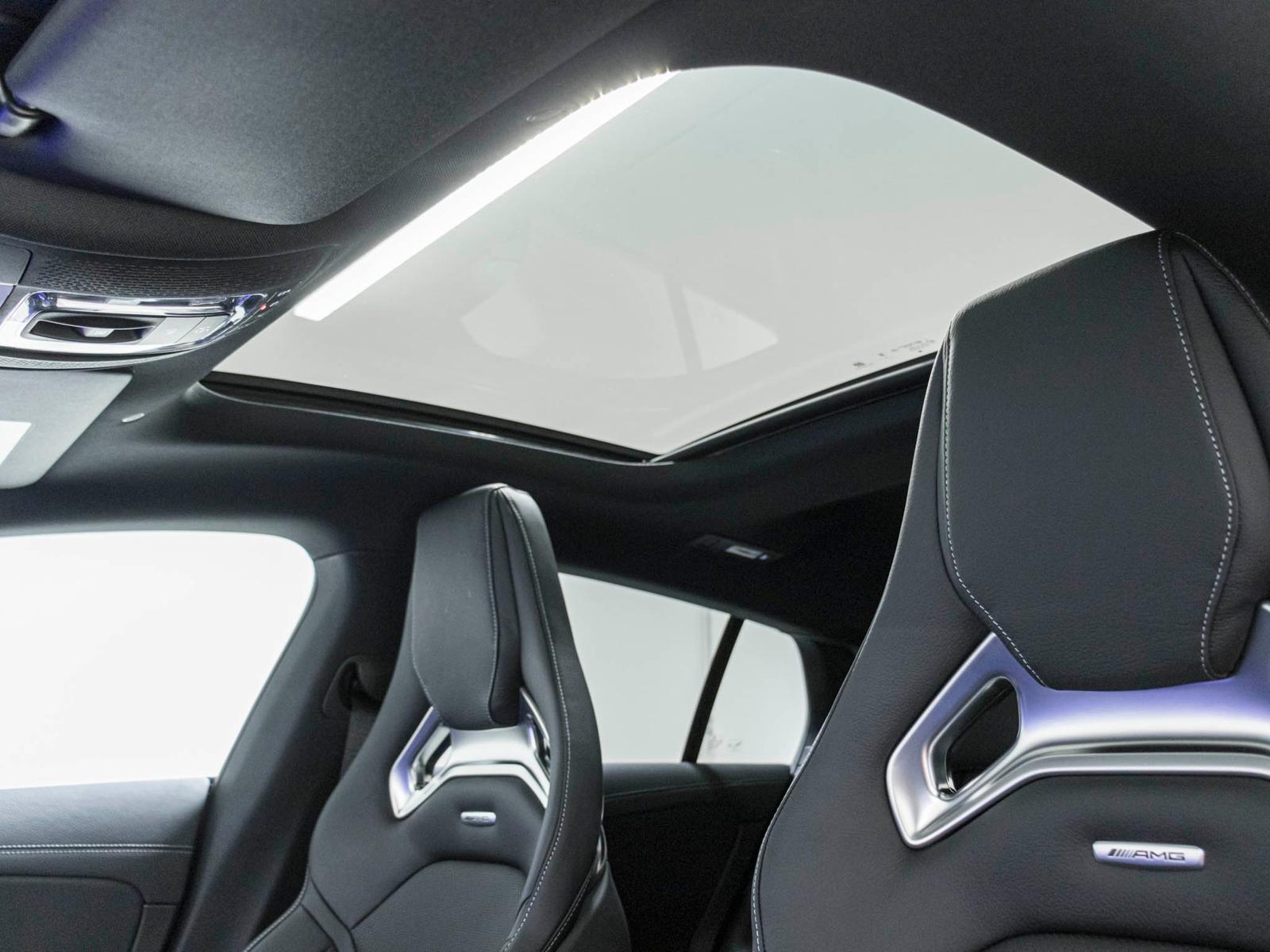 MERCEDES-BENZ CLA 35 AMG 4MATIC Shooting Brake - 10