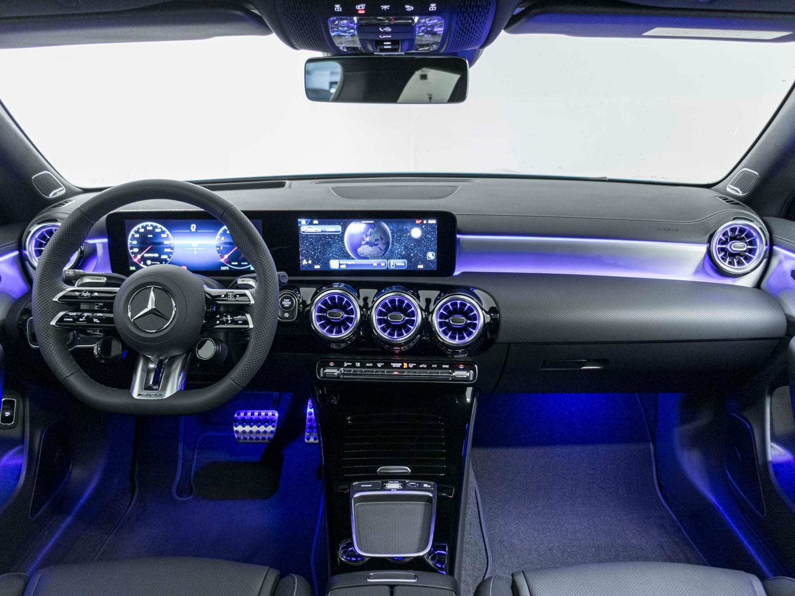 MERCEDES-BENZ CLA 35 AMG 4MATIC Shooting Brake - 12