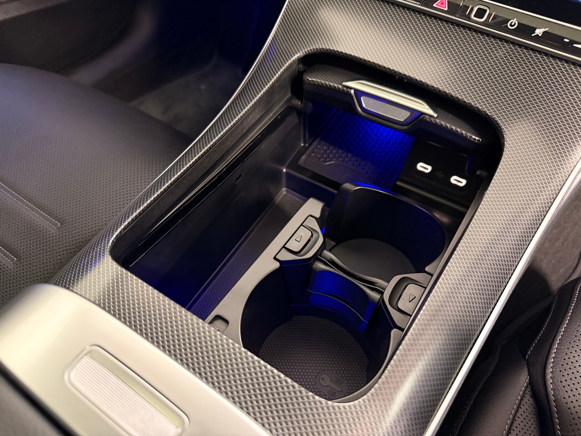 MERCEDES-BENZ C 300 4MATIC Limousine - 14