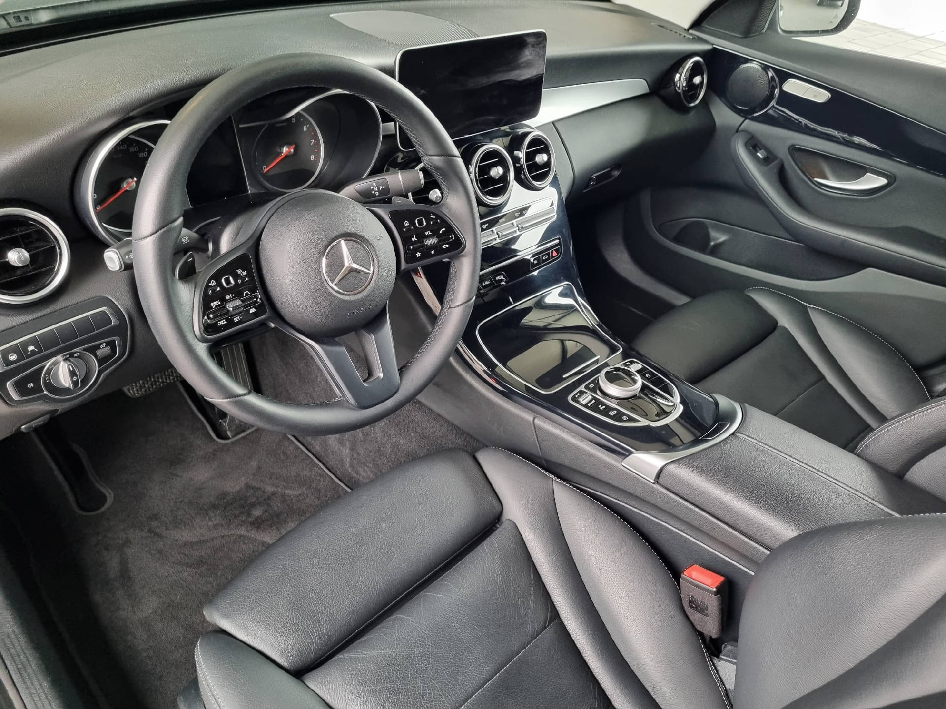 MERCEDES-BENZ C 200 Avantgarde 4matic Kombi-6