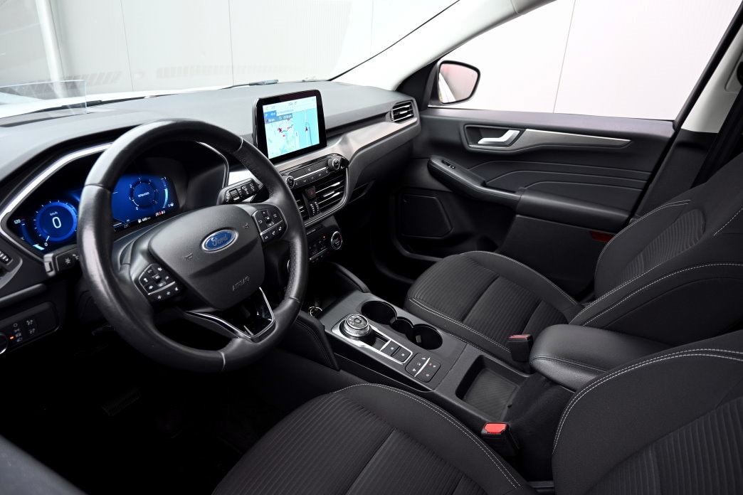 FORD Kuga 1.5 TDCi Titanium Automat - 9