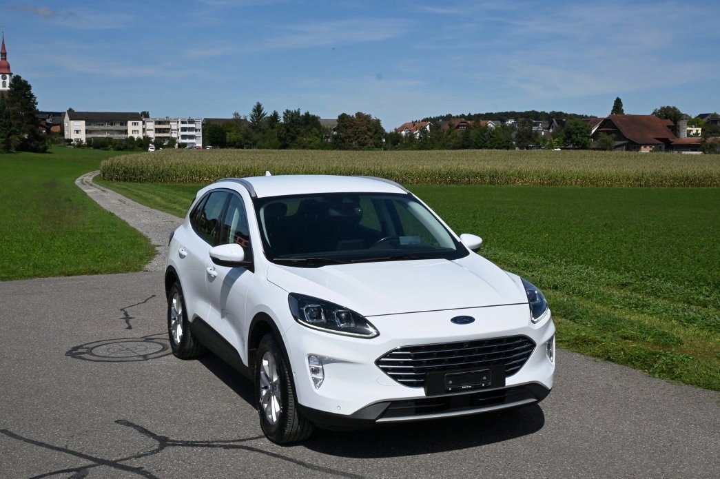 FORD Kuga 1.5 TDCi Titanium Automat - 2