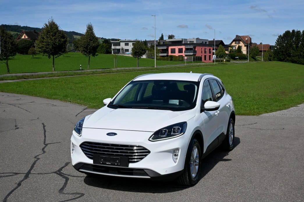 FORD Kuga 1.5 TDCi Titanium Automat