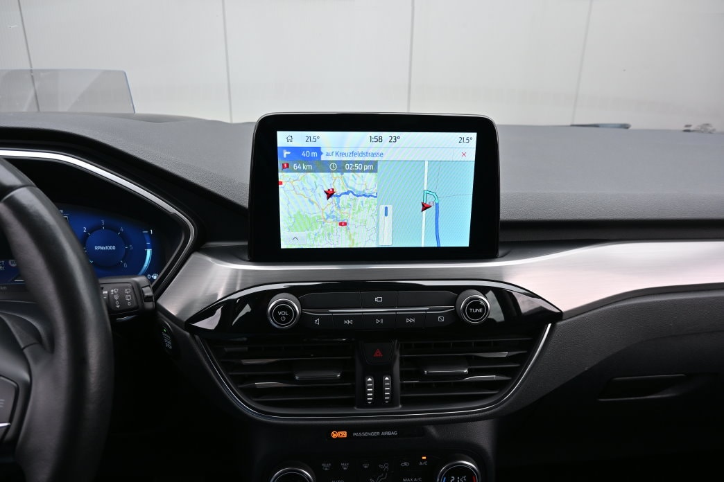 FORD Kuga 1.5 TDCi Titanium Automat - 11