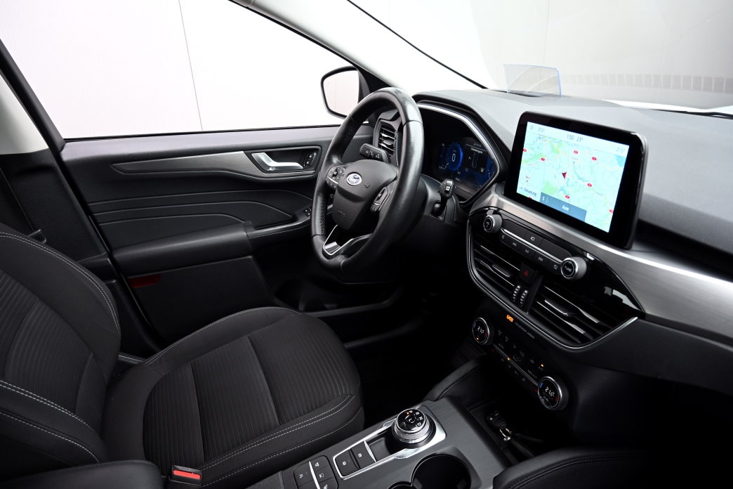 FORD Kuga 1.5 TDCi Titanium Automat - 7