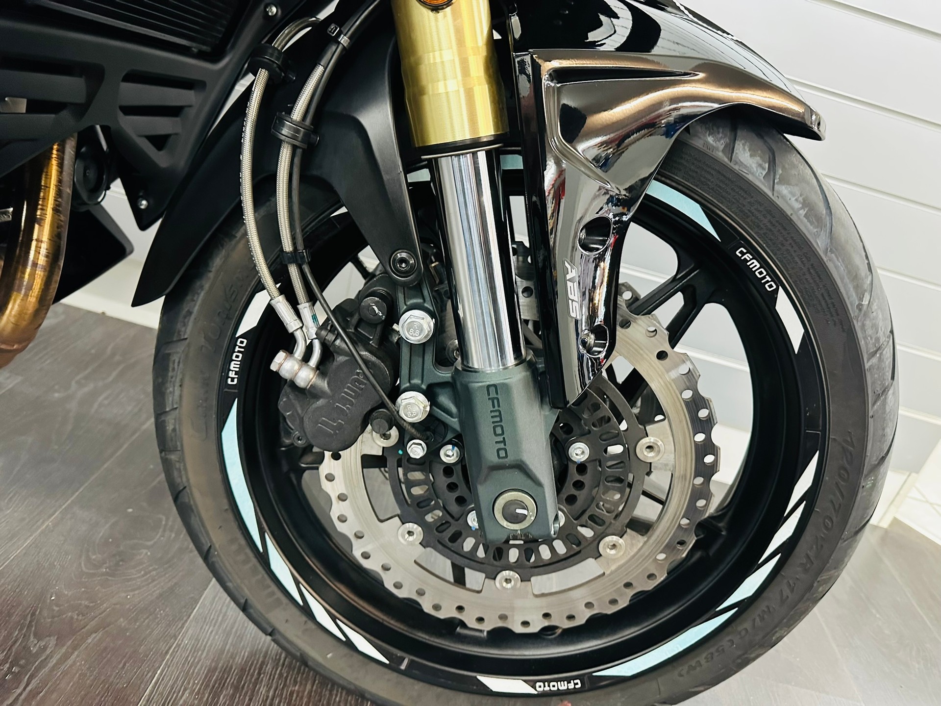 CF MOTO 650 MT (35kW) - 5