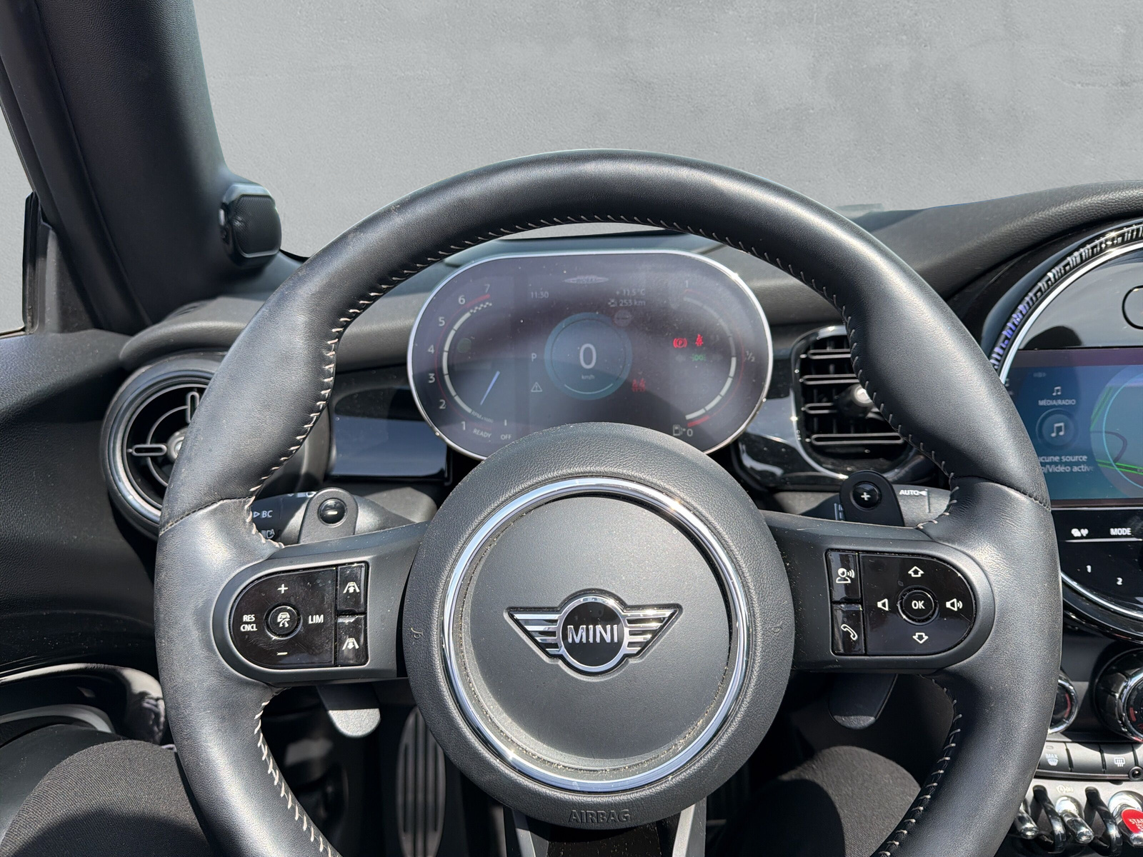 MINI Cabrio F57 2.0i John Cooper Works SAG - 18