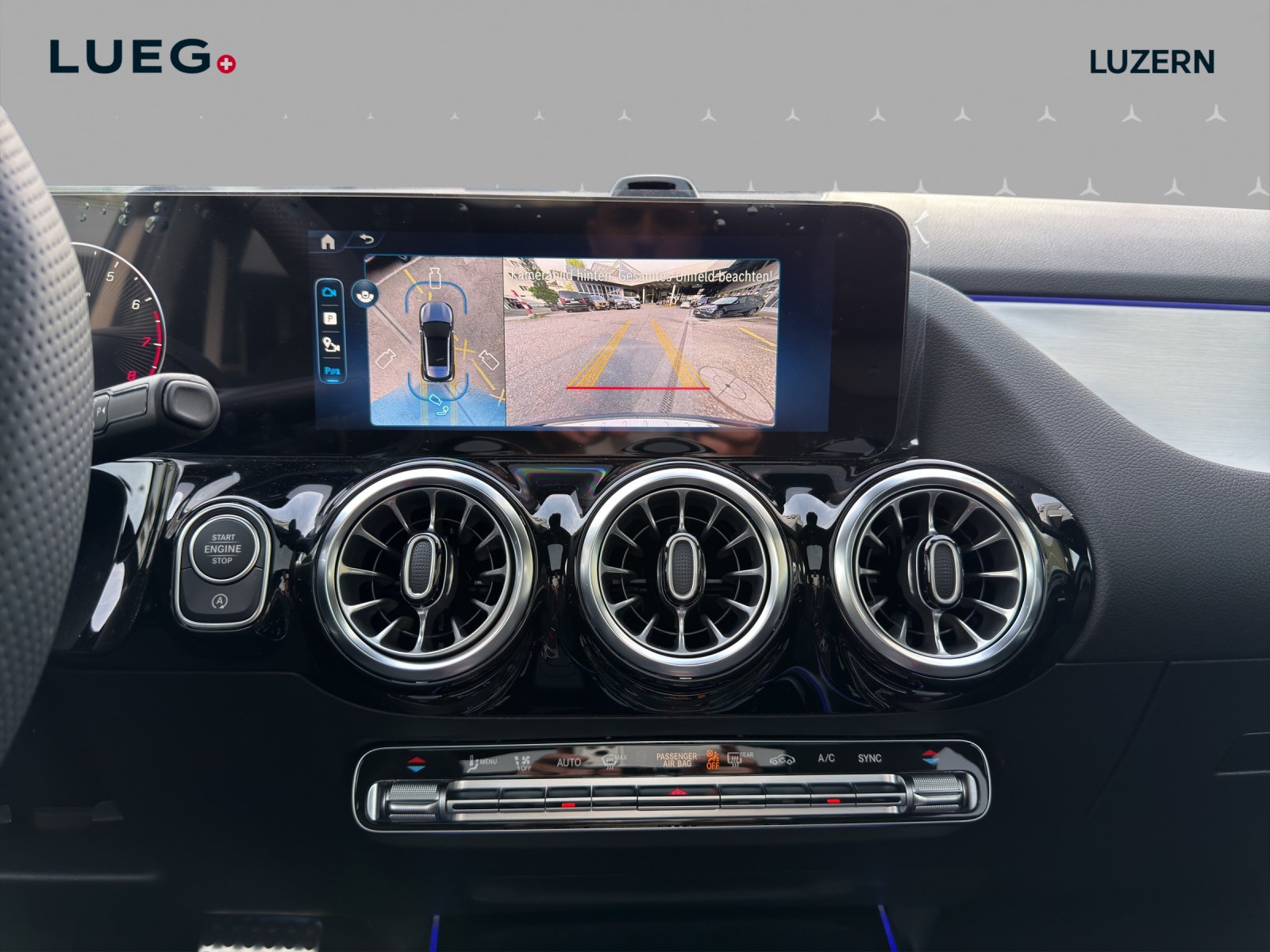 MERCEDES-BENZ GLA 200 Night Star 7G-DCT - 12