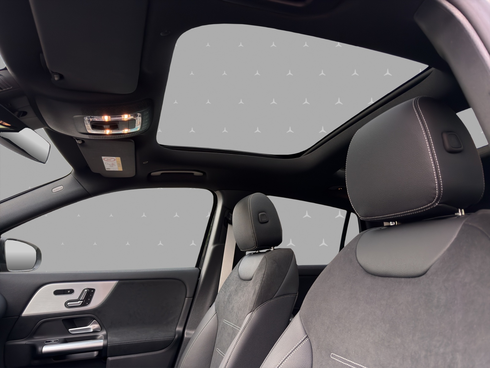 MERCEDES-BENZ GLA 200 Night Star 7G-DCT - 9
