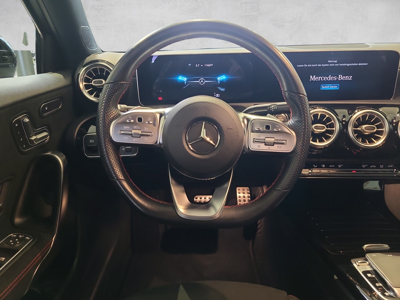MERCEDES-BENZ A-CLASS W177 A 250 AMG Line 4 - 13