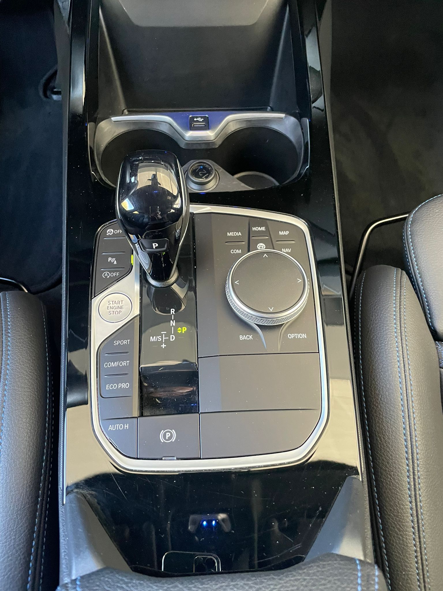BMW 116d-10