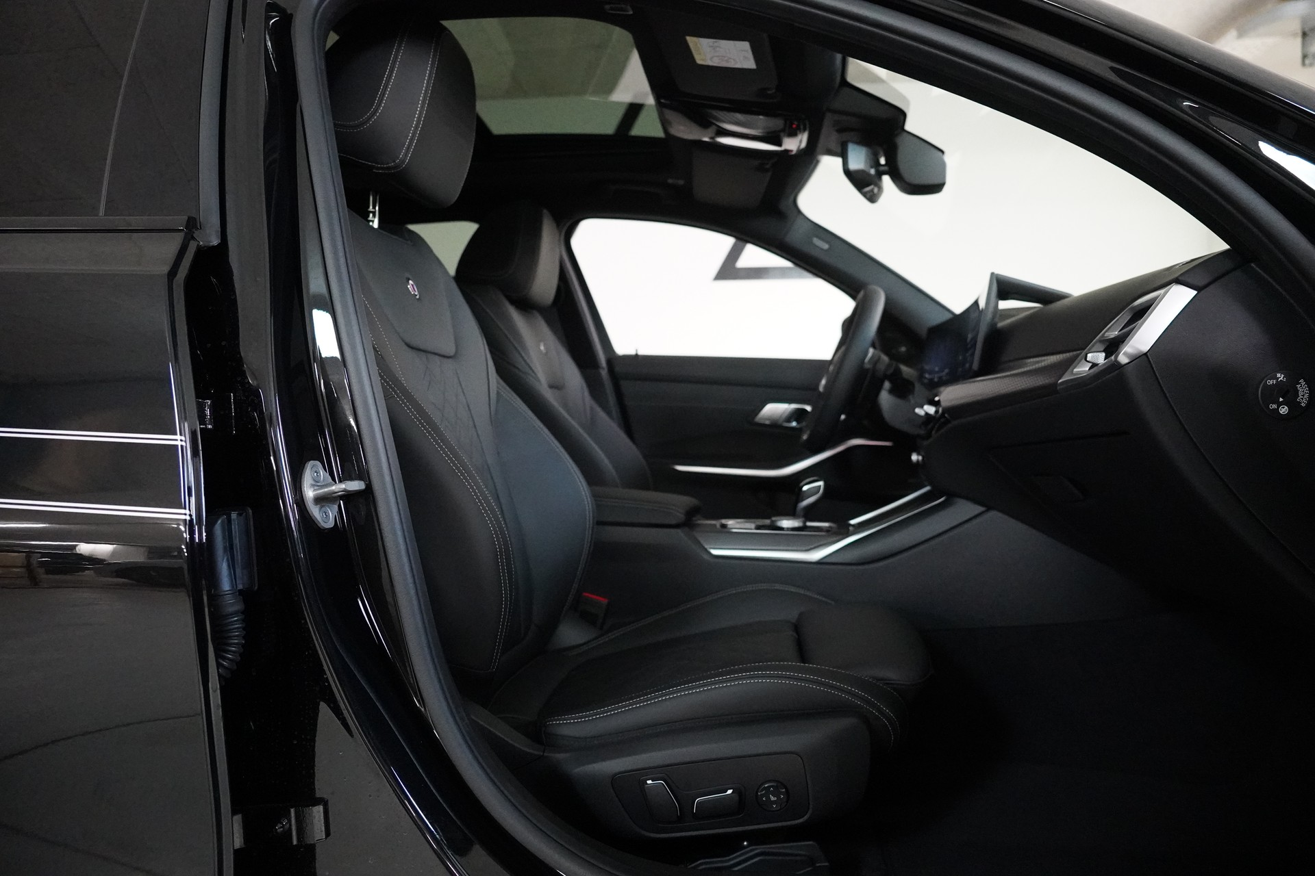 BMW-ALPINA D3 S BiTurbo Touring 3.0d xDrive Switch-Tronic - 14