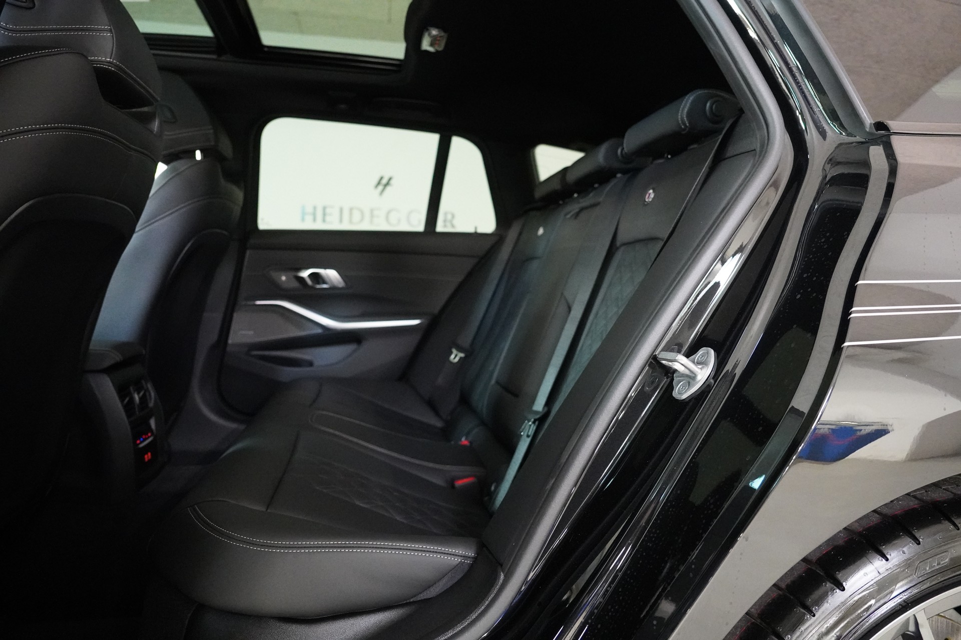 BMW-ALPINA D3 S BiTurbo Touring 3.0d xDrive Switch-Tronic - 13