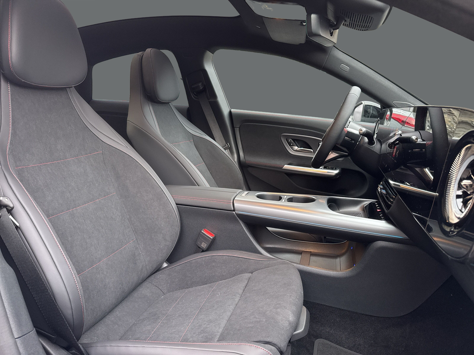 MERCEDES-BENZ CLA 220 8G-DCT 4Matic - 18