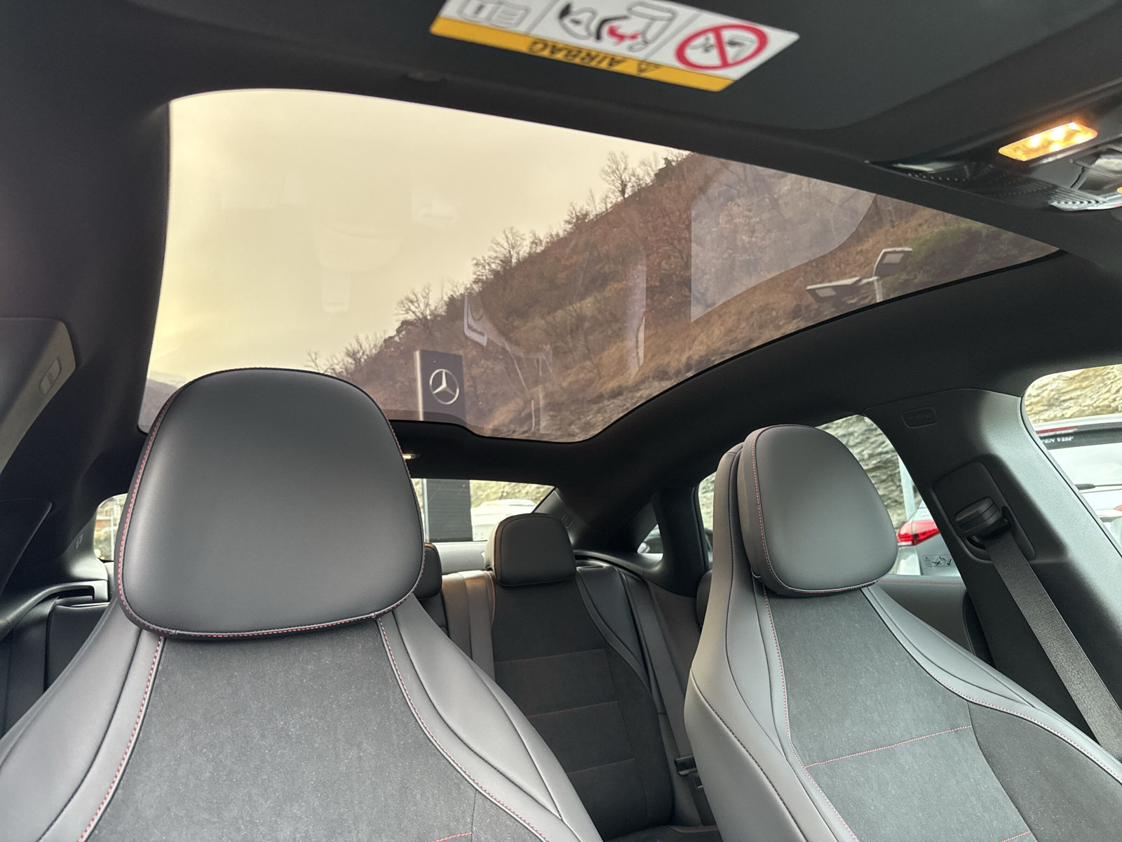 MERCEDES-BENZ CLA 220 8G-DCT 4Matic - 23