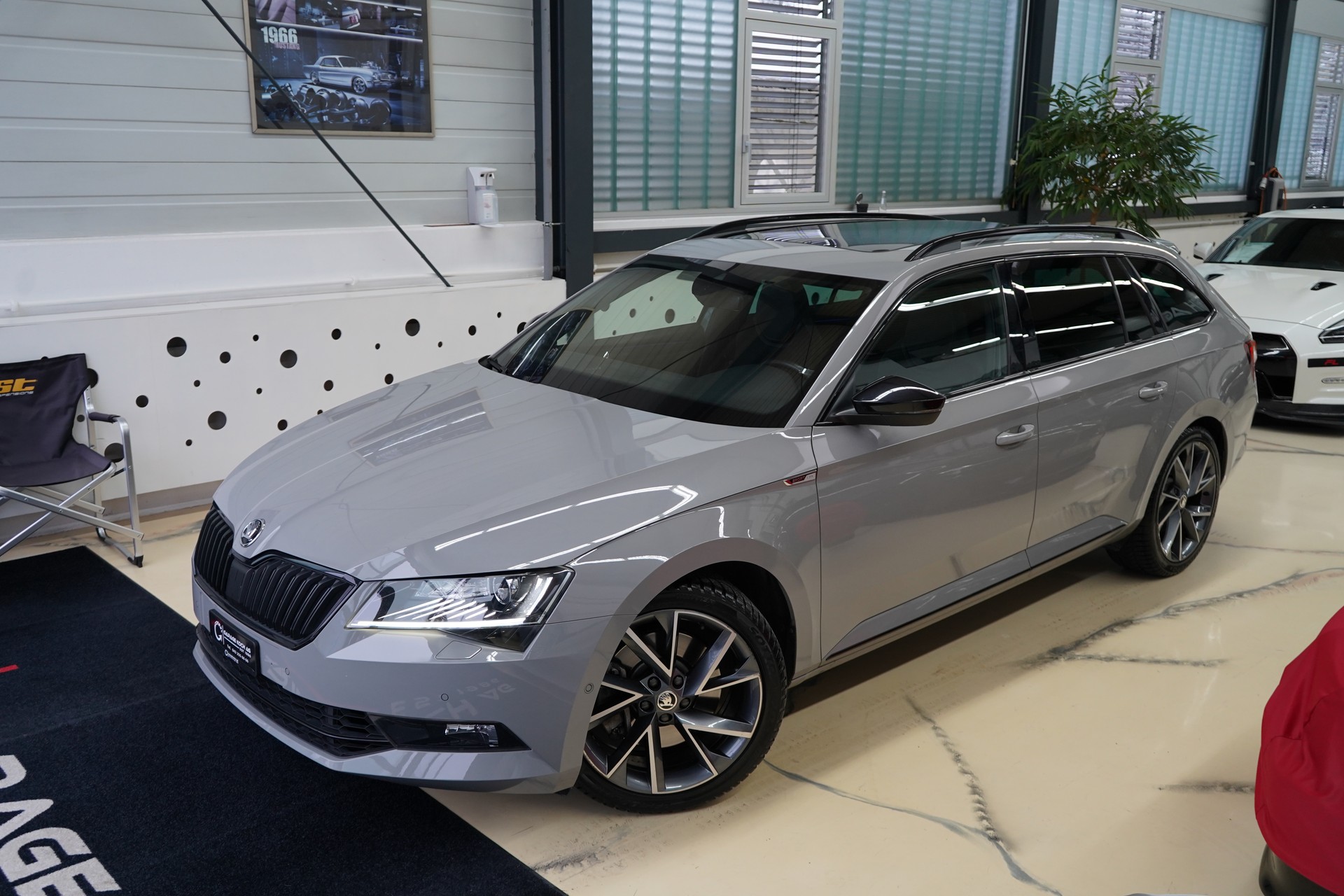 SKODA Superb Combi 2.0 TSI SportLine+ DSG 4x4 / ABT 336 Ps ** - 3