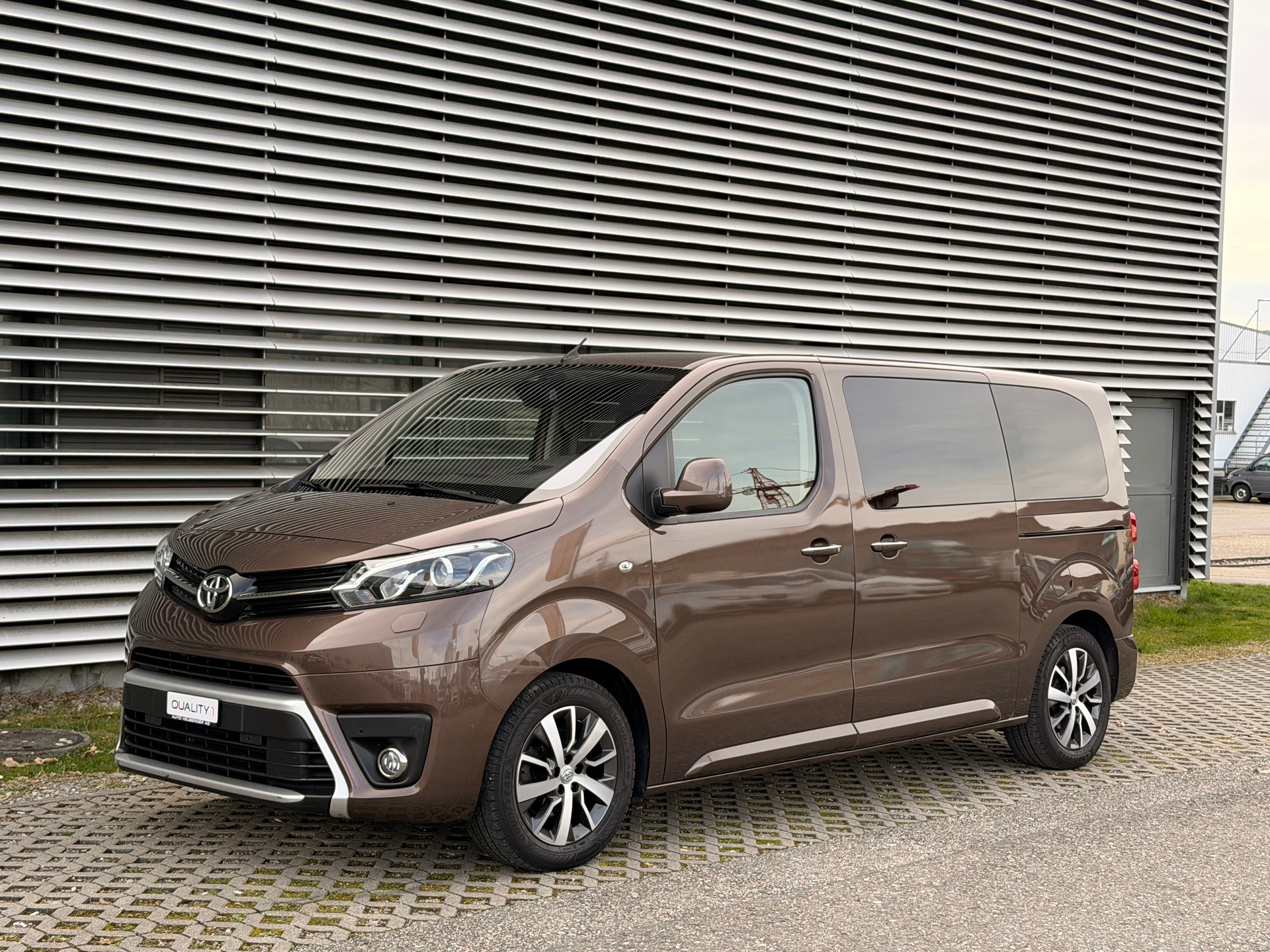 TOYOTA Proace Verso 2.0 D-4D VIP L1 Automatic - 3