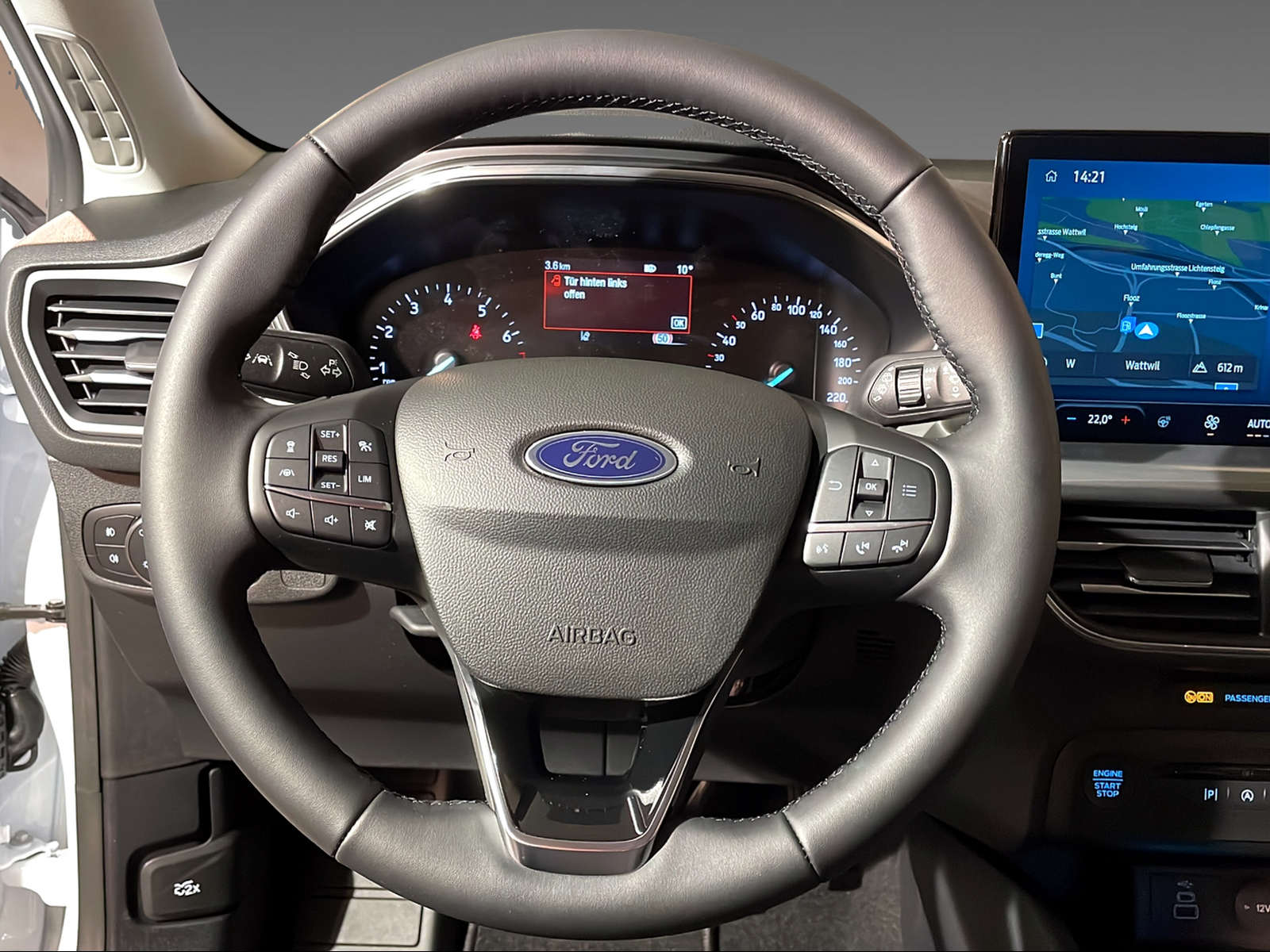 FORD Focus Station Wagon 1.0i EcoB Hybrid 155 Titanium - 8
