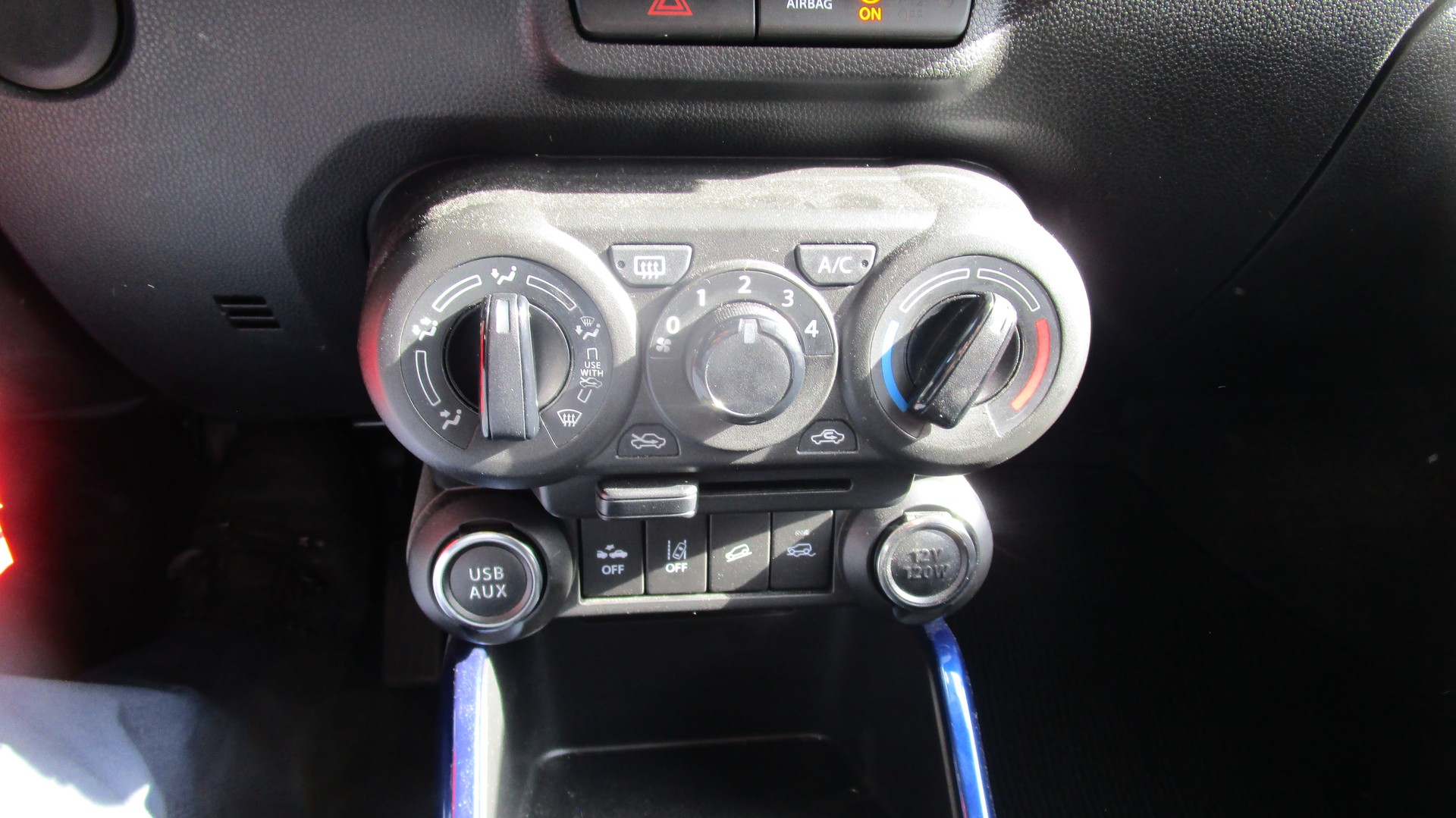 SUZUKI Ignis 1.2i Piz Sulai Hybrid 4x4 - 12