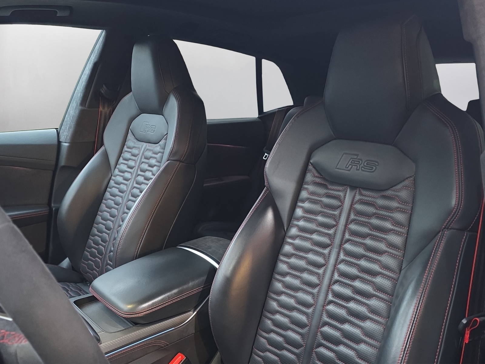 AUDI RSQ8 quattro tiptronic - 10