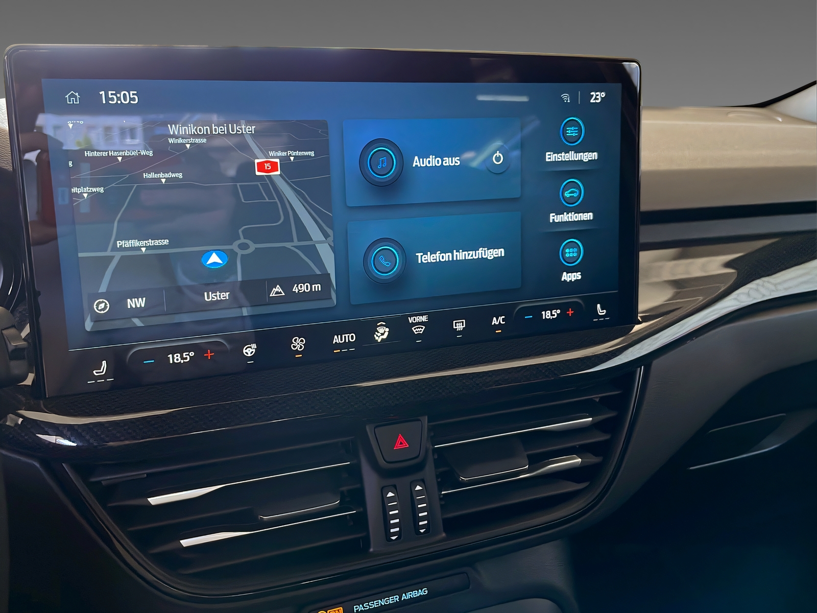 FORD Focus 1.0i EcoB Hybrid 155 ST-Line X - 17