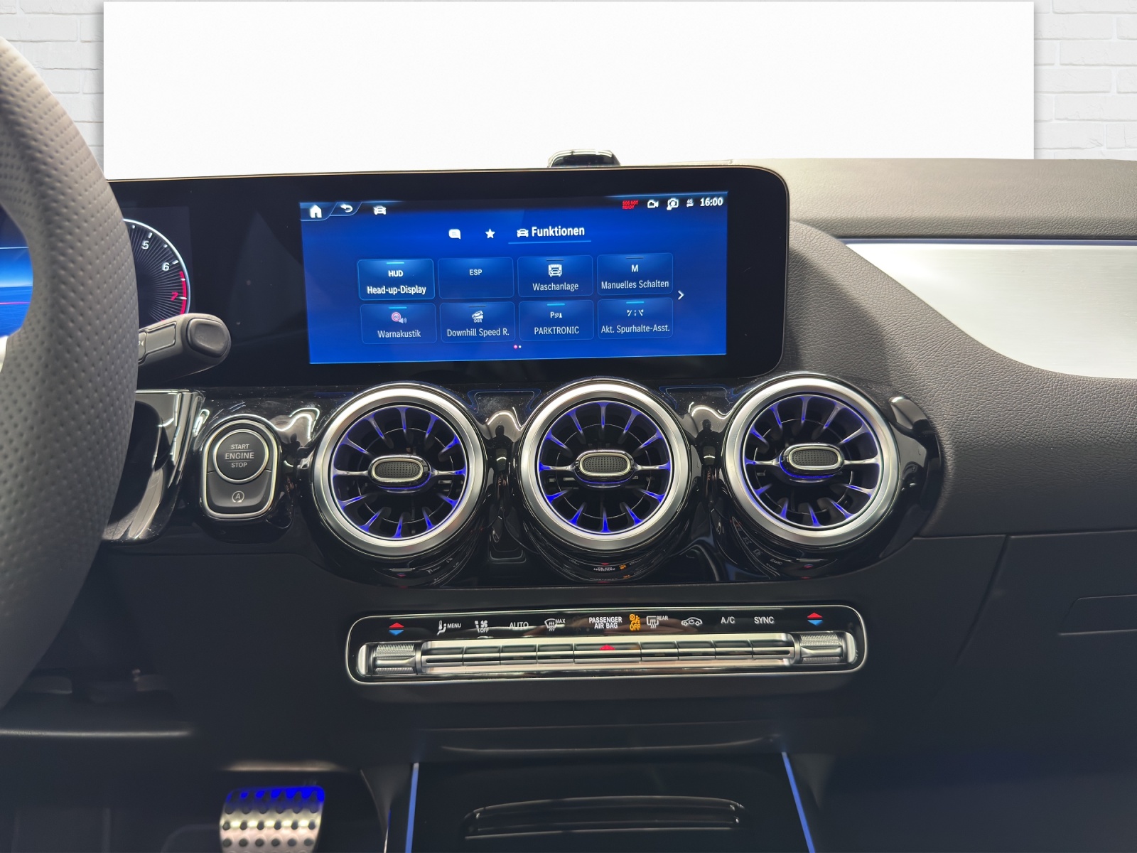 MERCEDES-BENZ GLA 220 AMG Line 4Matic - 9