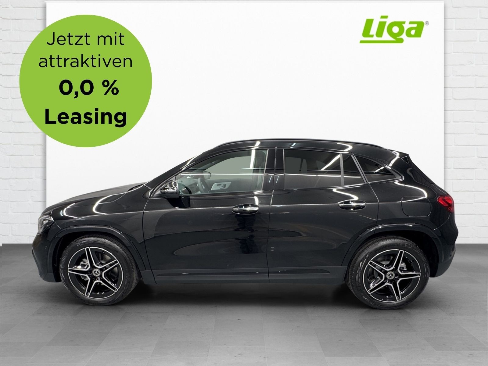 MERCEDES-BENZ GLA 220 AMG Line 4Matic