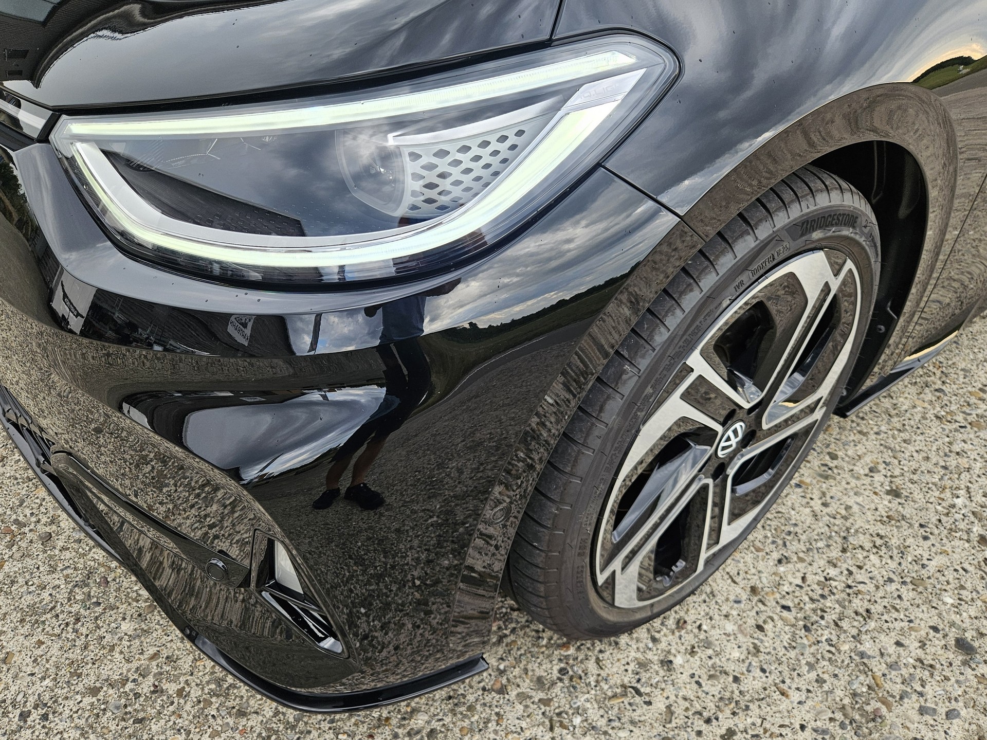 VW ID.3 GTX Performance 79 kWh GTX United mit Wärmepumpe und Anhängerkupplung für den Fahrradträger - 4