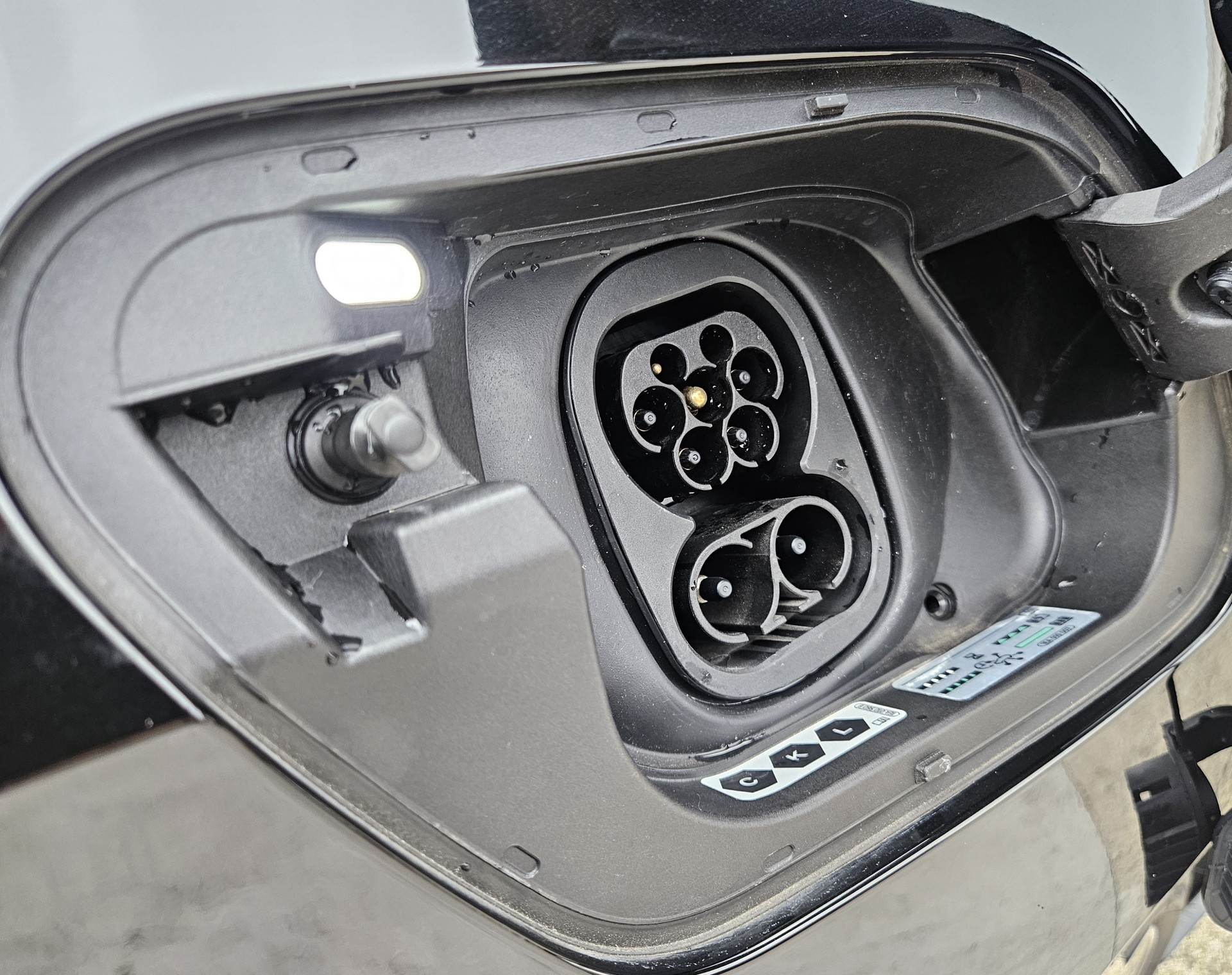 VW ID.3 GTX Performance 79 kWh GTX United mit Wärmepumpe und Anhängerkupplung für den Fahrradträger - 10