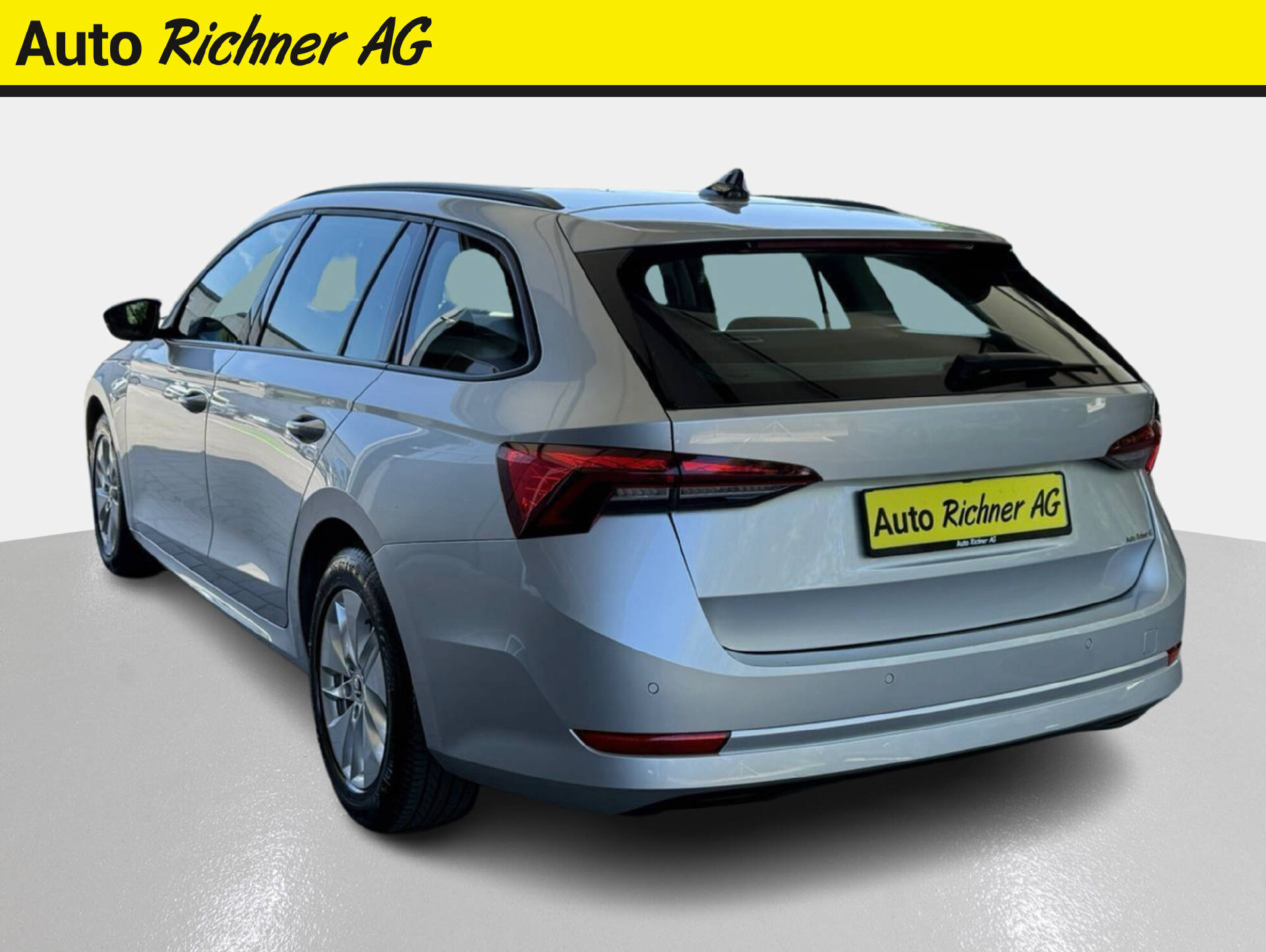 SKODA Octavia Combi 2.0 TDI Ambition 4×4 DSG-4