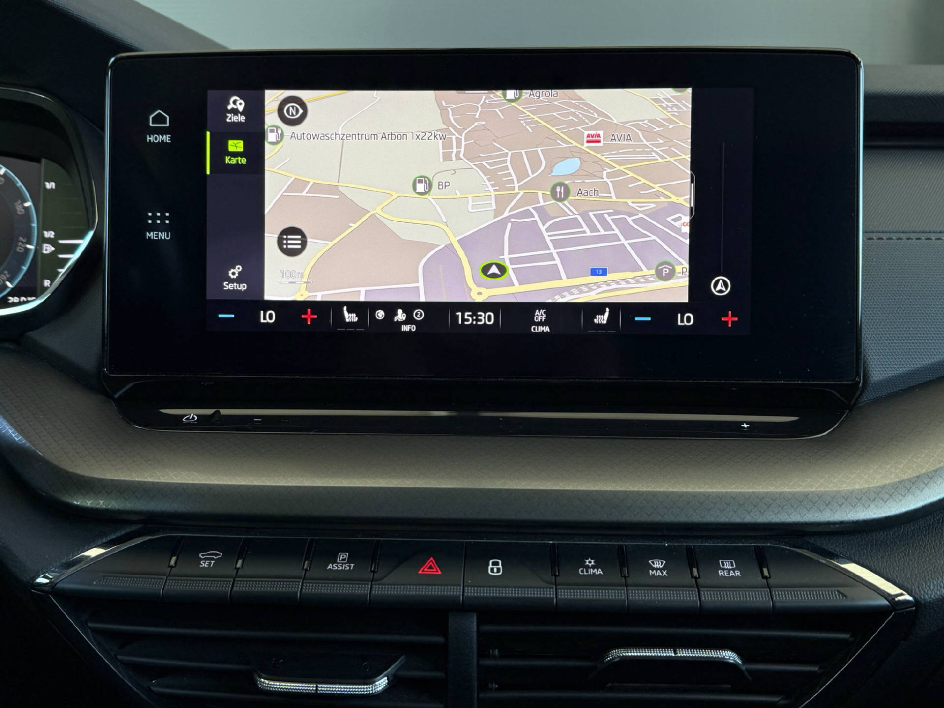 SKODA Octavia Combi 2.0 TDI Ambition 4×4 DSG-12
