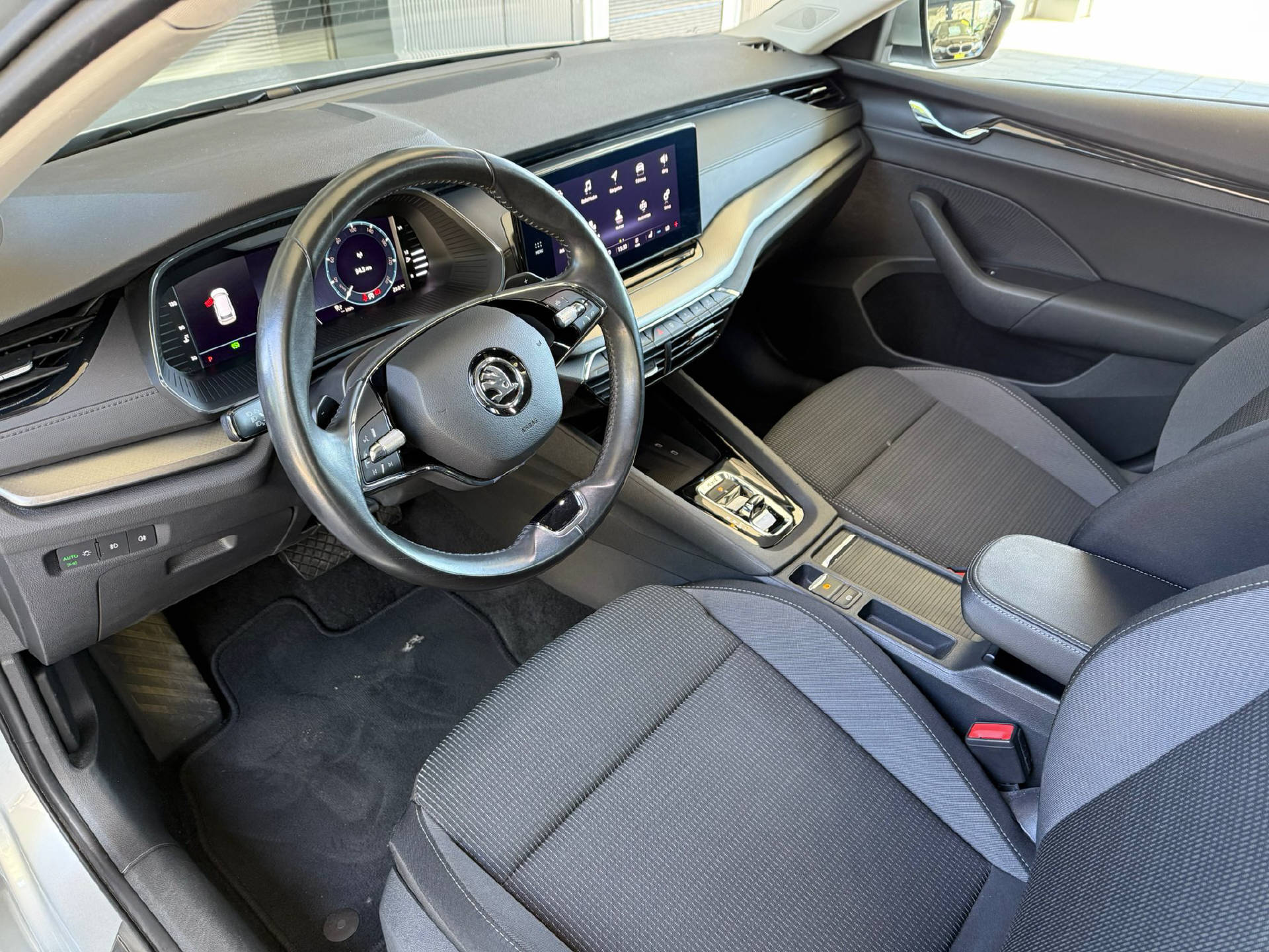 SKODA Octavia Combi 2.0 TDI Ambition 4×4 DSG-5