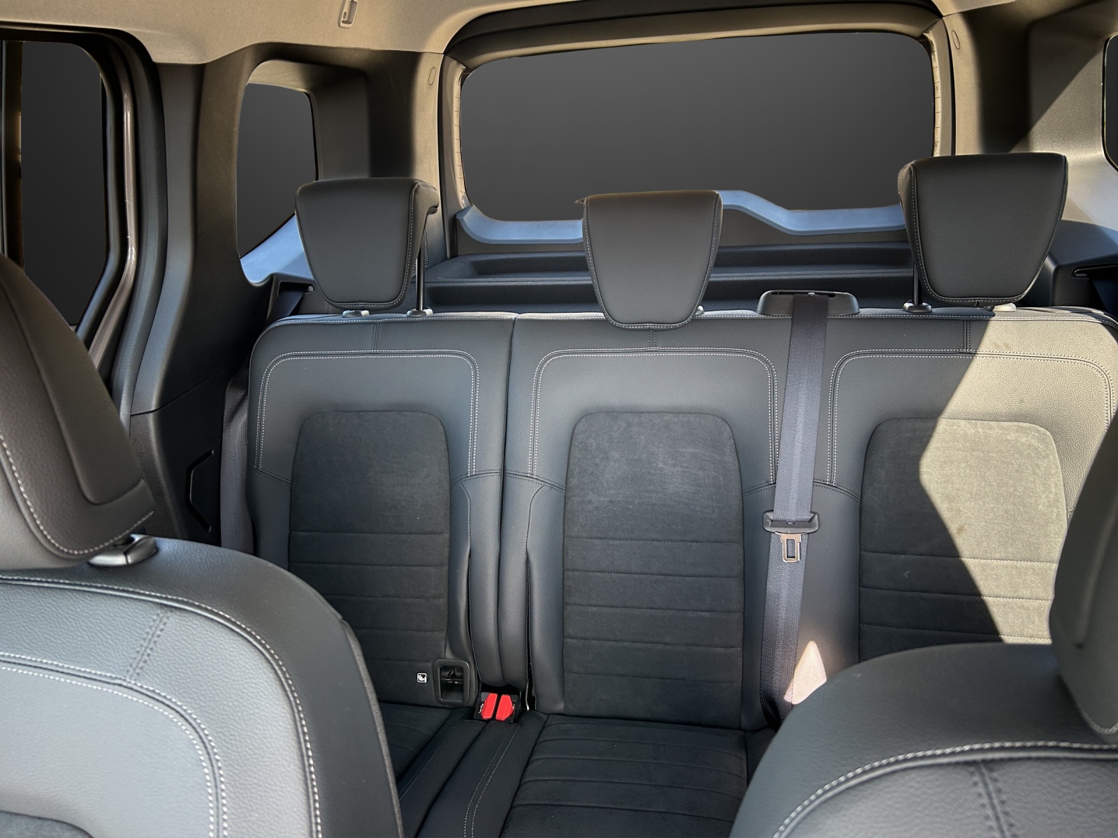 MERCEDES-BENZ T-Klasse 180D Progressive Automat - 11