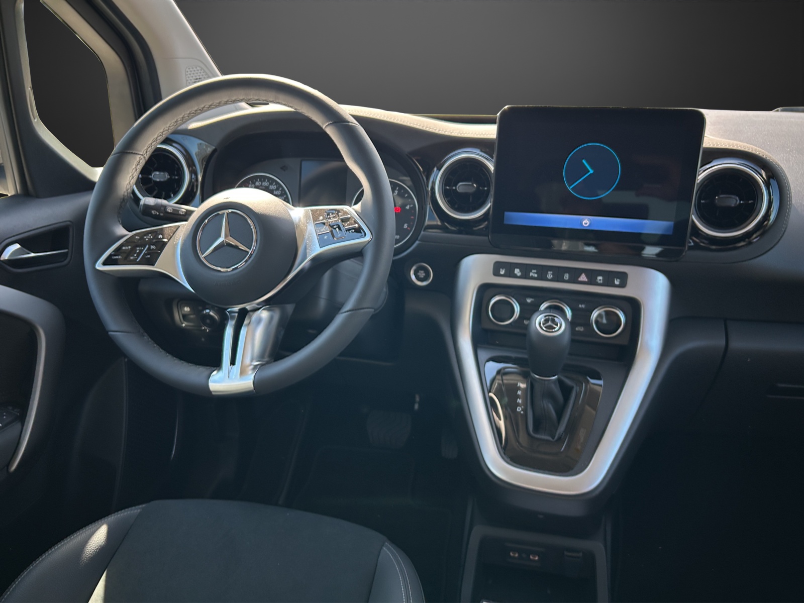 MERCEDES-BENZ T-Klasse 180D Progressive Automat - 9