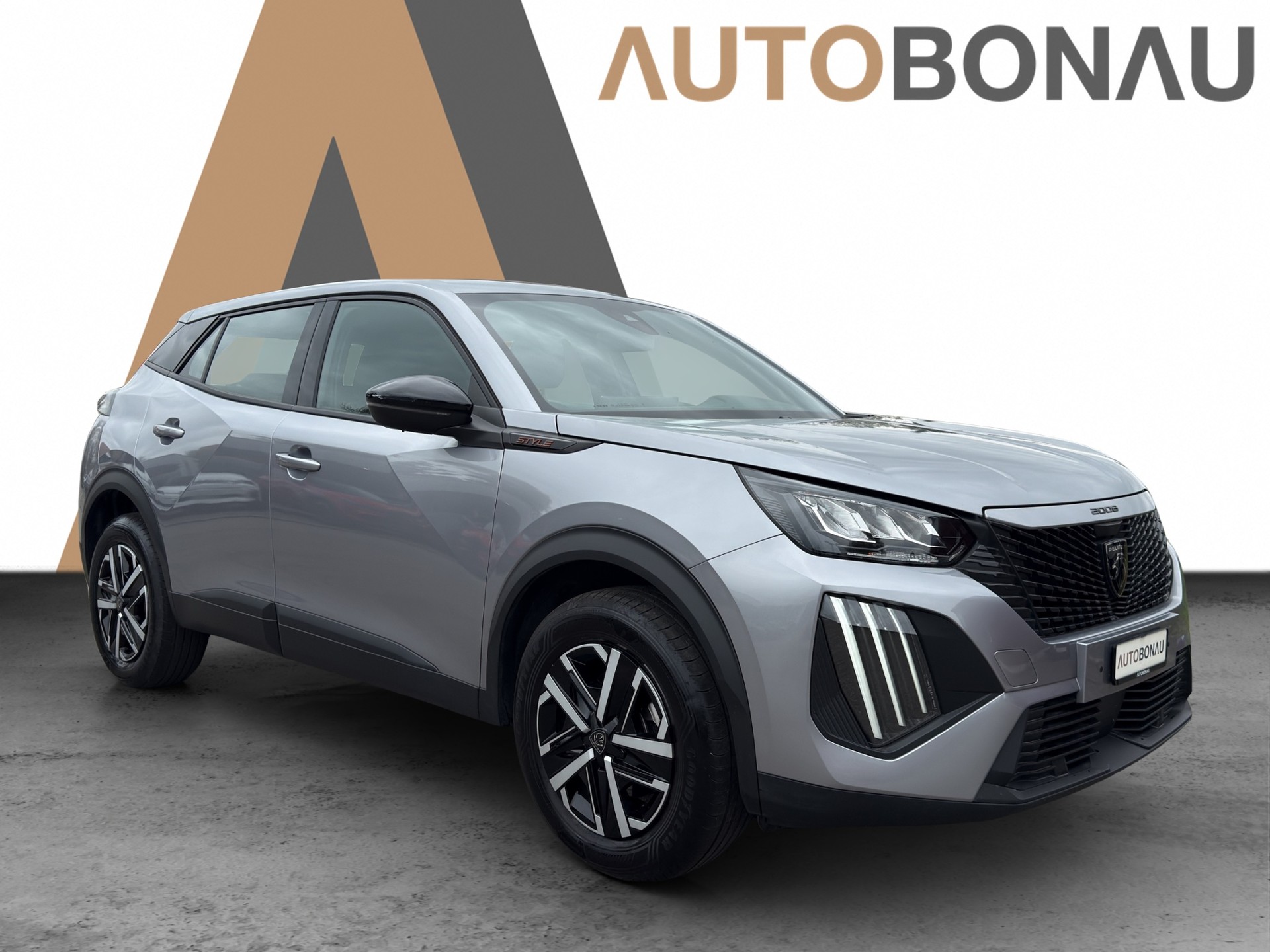 PEUGEOT 2008 1.2 Hybrid 145 Style - 7