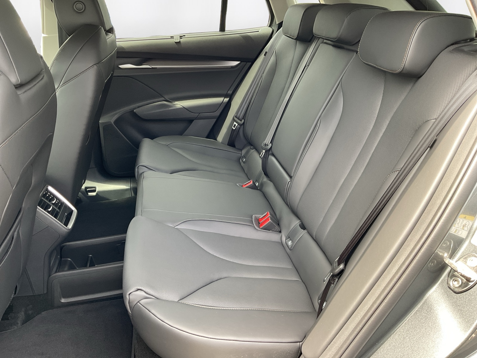 SKODA Elroq 85 Selection - 11