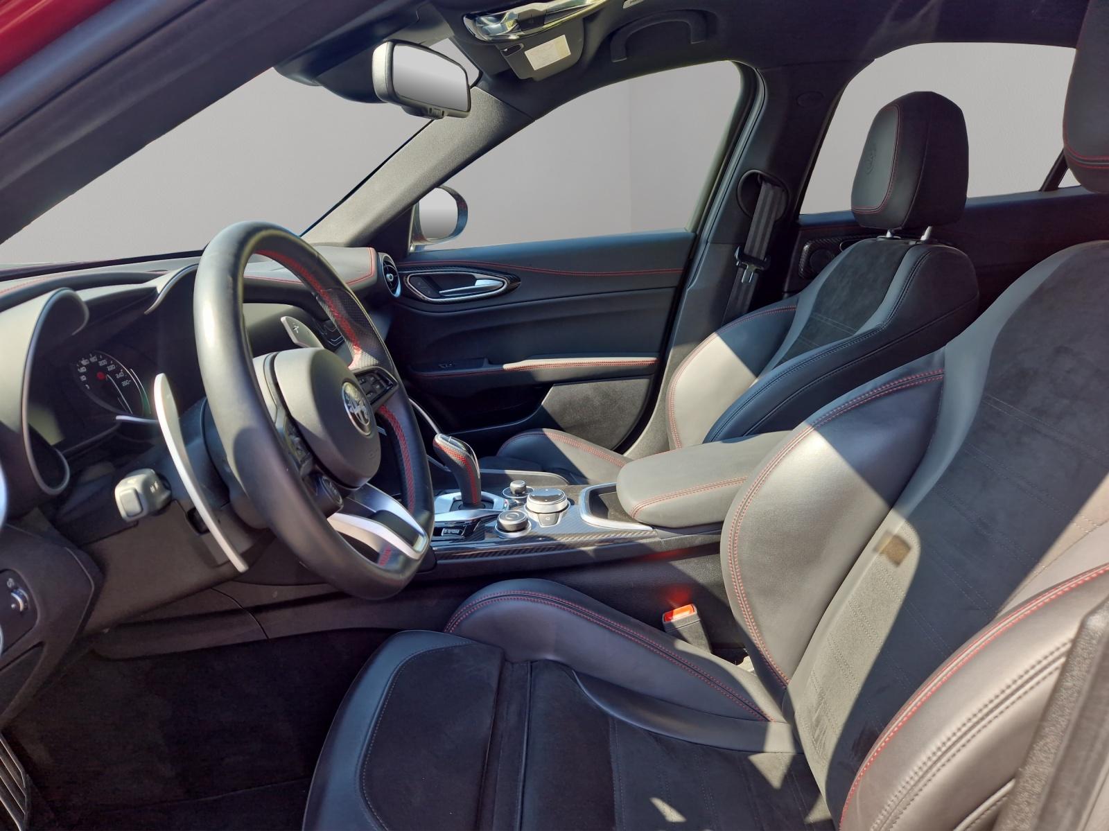 ALFA ROMEO Giulia 2.0 Q4 Veloce TI - 9